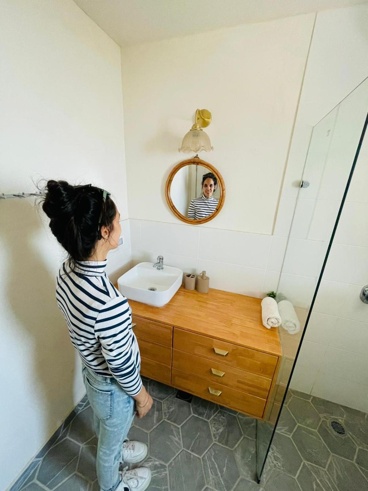 בין הר ובין ים Apartment Avnat Luaran gambar